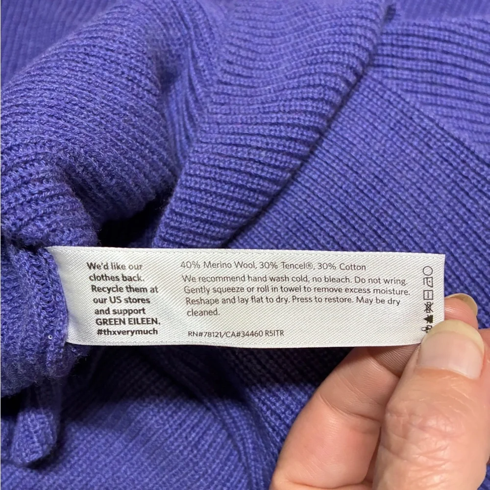 Eileen Fisher Merino Wool Sweater, Size Large, Crew Neck, Cozy And Soft!